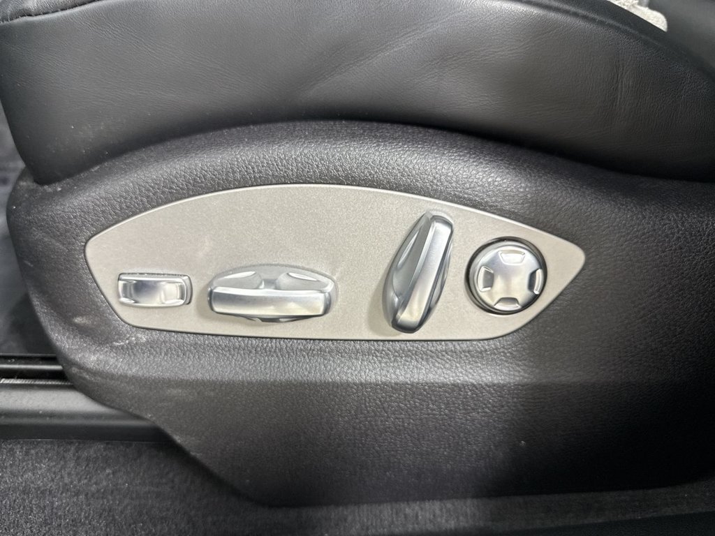 Certified 2026 Porsche Macan S AWD/4WD image 40