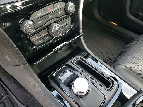 Used 2023 Chrysler 300 S w/ Comfort Group image 31