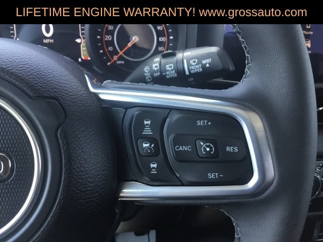 Used 2026 Jeep Wrangler Unlimited Sahara AWD/4WD image 24