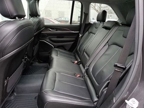 Used 2022 Jeep Grand Cherokee Limited 4xe image 10