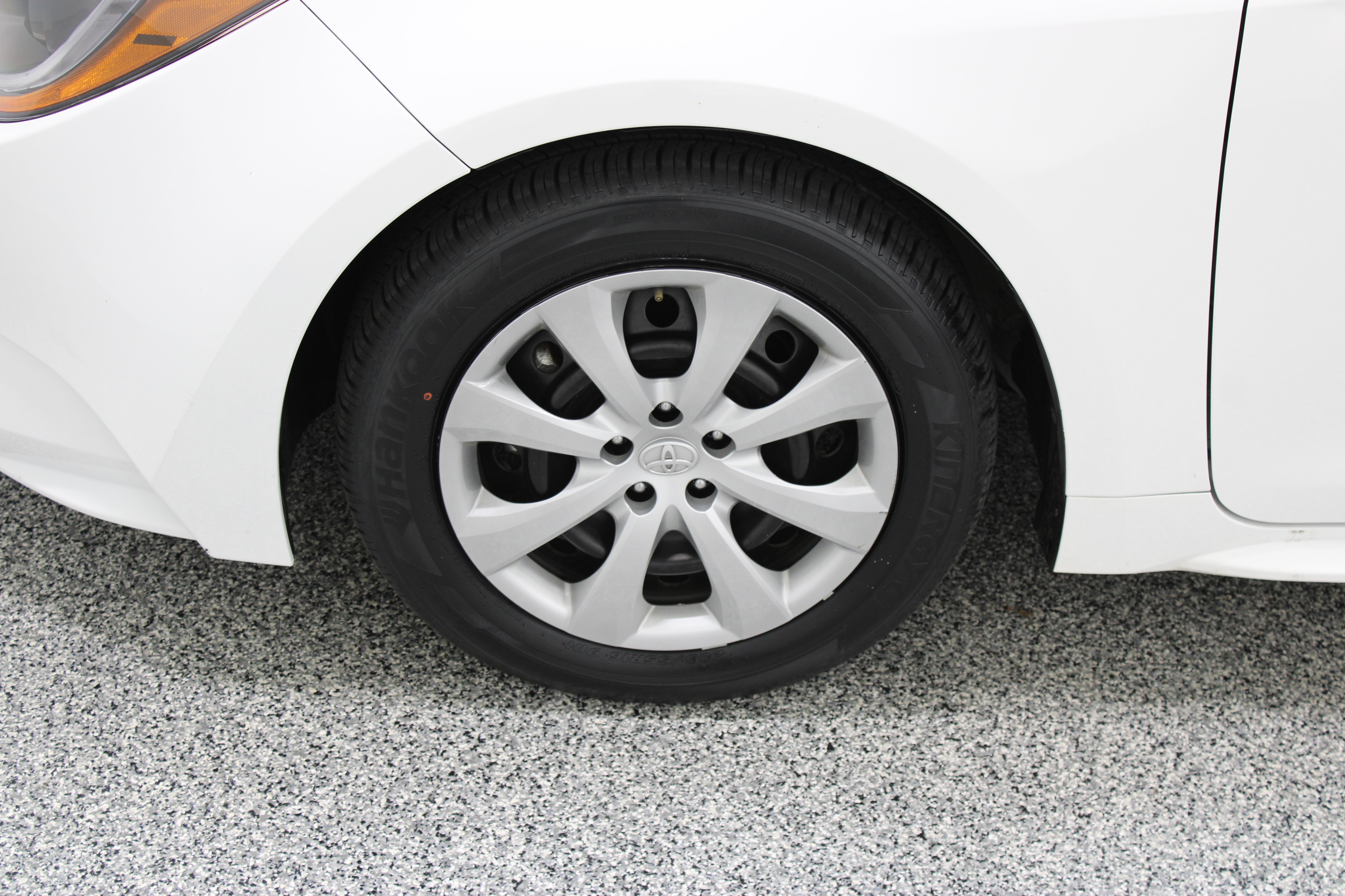 Certified 2025 Toyota Corolla LE FWD image 11