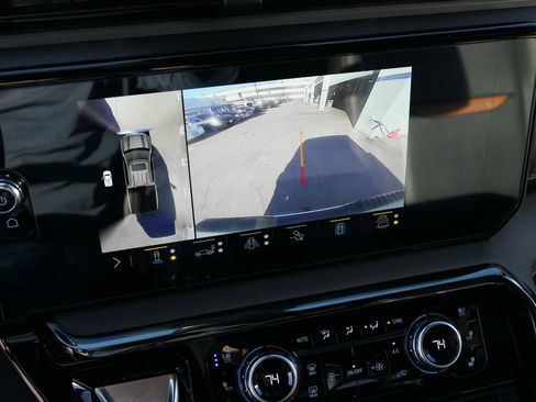 Used 2023 GMC Sierra 1500 AT4 w/ AT4 Preferred Package image 21