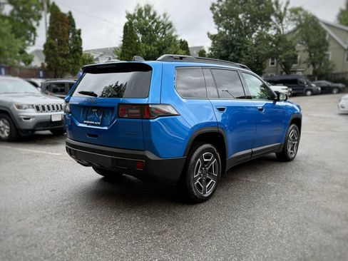 New 2026 Jeep Cherokee Limited AWD/4WD image 8