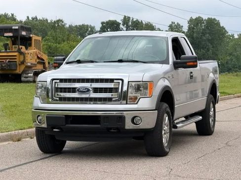 Used 2013 Ford F150 XLT w/ XLT Chrome Pkg AWD/4WD image 4