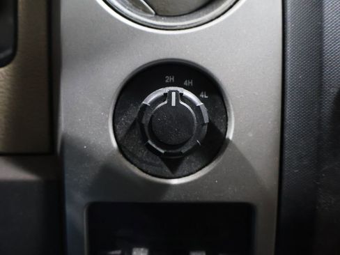 Used 2010 Ford F150 XLT image 25