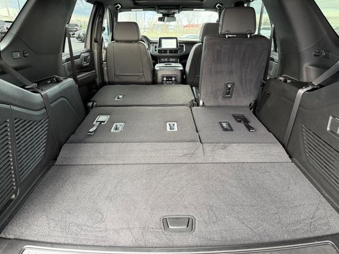 Used 2024 Chevrolet Tahoe RST image 44