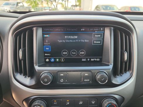 Used 2021 Chevrolet Colorado LT w/ LT Convenience Package RWD image 13