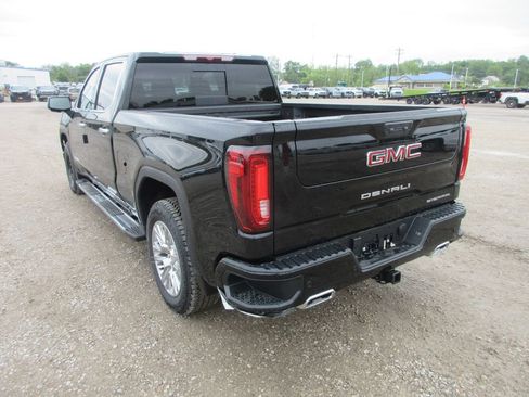New 2026 GMC Sierra 1500 Denali AWD/4WD image 9