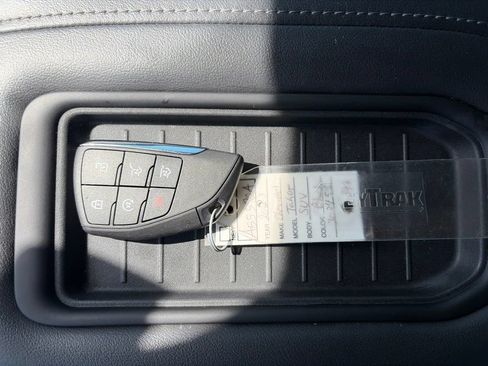 Used 2023 Chevrolet Tahoe LT w/ Luxury Package RWD image 23