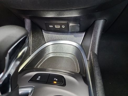 Used 2024 Chevrolet Malibu LT FWD image 30