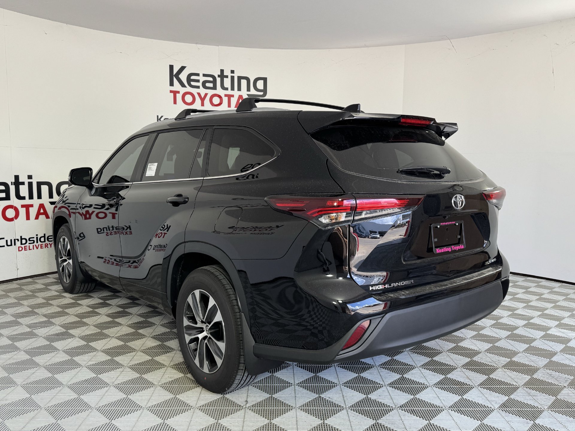 New 2026 Toyota Highlander XLE AWD/4WD image 10