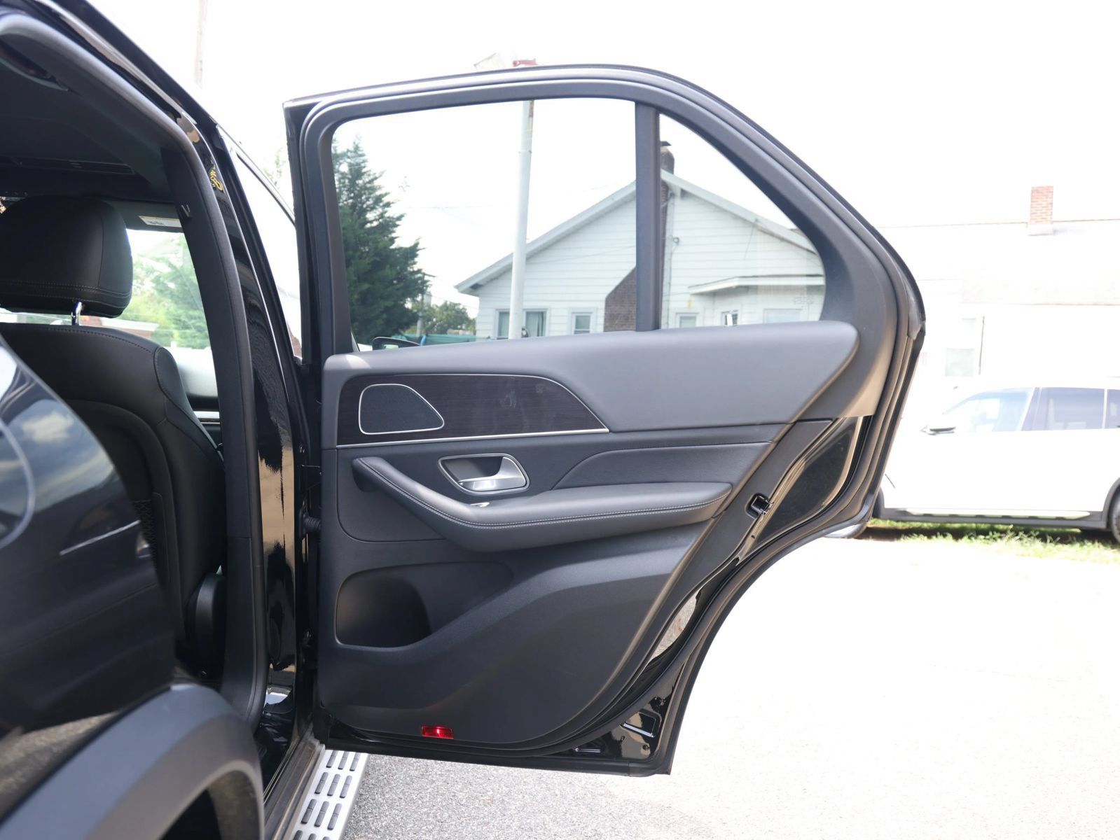 Used 2024 Mercedes-Benz GLE 350 4MATIC image 21