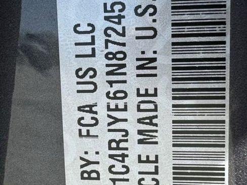 Used 2022 Jeep Grand Cherokee Summit w/ Advanced Protech Group IV image 36