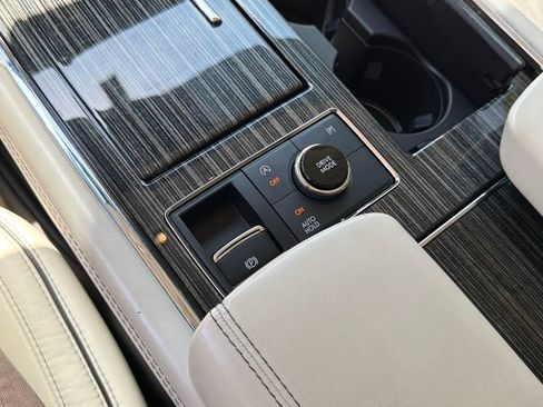 Used 2022 Lincoln Navigator Black Label AWD/4WD image 37