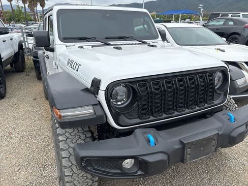 Certified 2024 Jeep Wrangler Unlimited AWD/4WD image 3