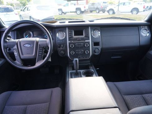Used 2017 Ford Expedition XL w/ Equipment Group 101A AWD/4WD image 24