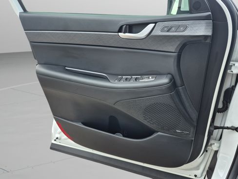 Used 2024 Hyundai Palisade Limited FWD image 24