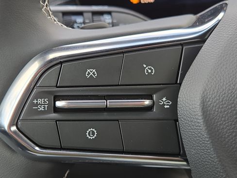 New 2026 Chevrolet Traverse LT w/ Driver Confidence Package image 23