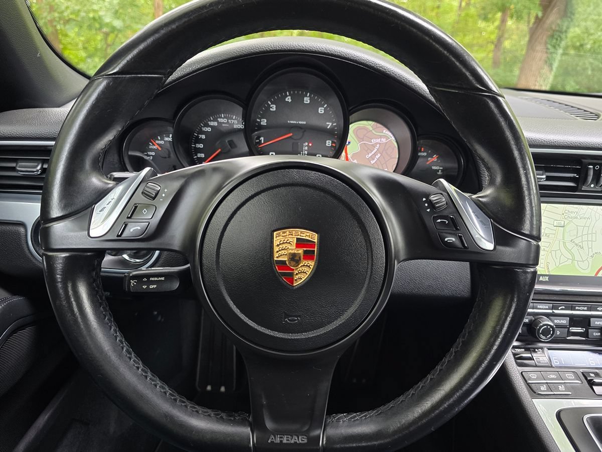 Used 2015 Porsche 911 Carrera RWD image 33