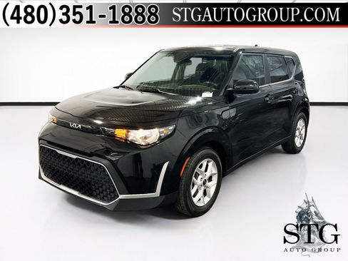 Used 2023 Kia Soul LX w/ LX Technology Package FWD image 1