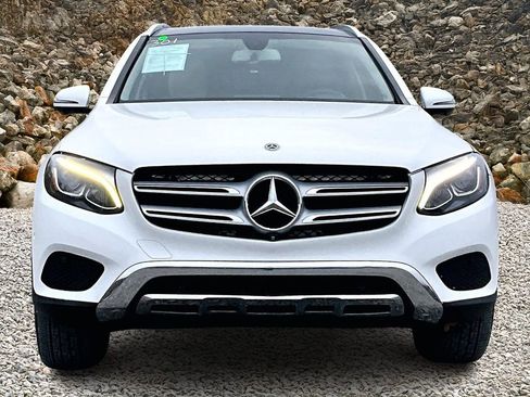Used 2018 Mercedes-Benz GLC 300 GLC 300 w/ Multimedia Package image 3