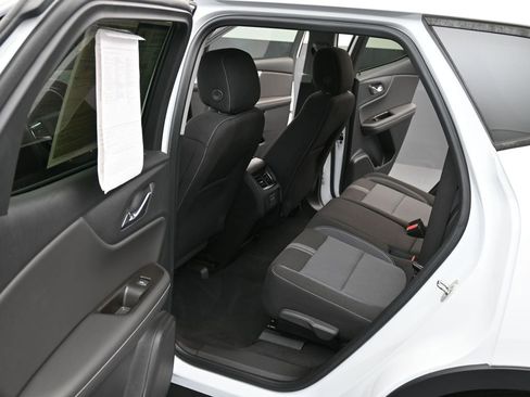 Used 2023 Chevrolet Blazer LT w/ Driver Confidence Package image 10