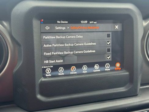 Used 2023 Jeep Gladiator Sport image 40