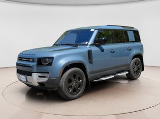 Used 2023 Land Rover Defender 110 SE AWD/4WD video 1