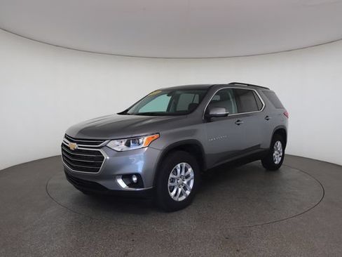 Used 2021 Chevrolet Traverse LT w/ LPO, Floor Liner Package AWD/4WD image 3