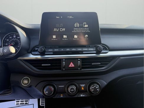 Used 2021 Kia Forte GT-Line w/ GT-Line Premium Package image 12