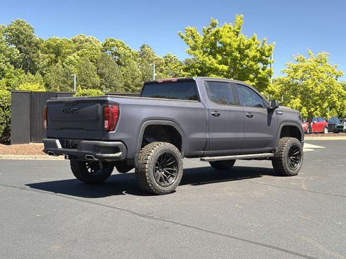 Used 2022 GMC Sierra 1500 Elevation w/ X31 Off-Road Package AWD/4WD image 3