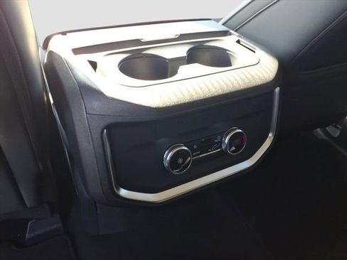 New 2026 Ford Expedition Active image 8