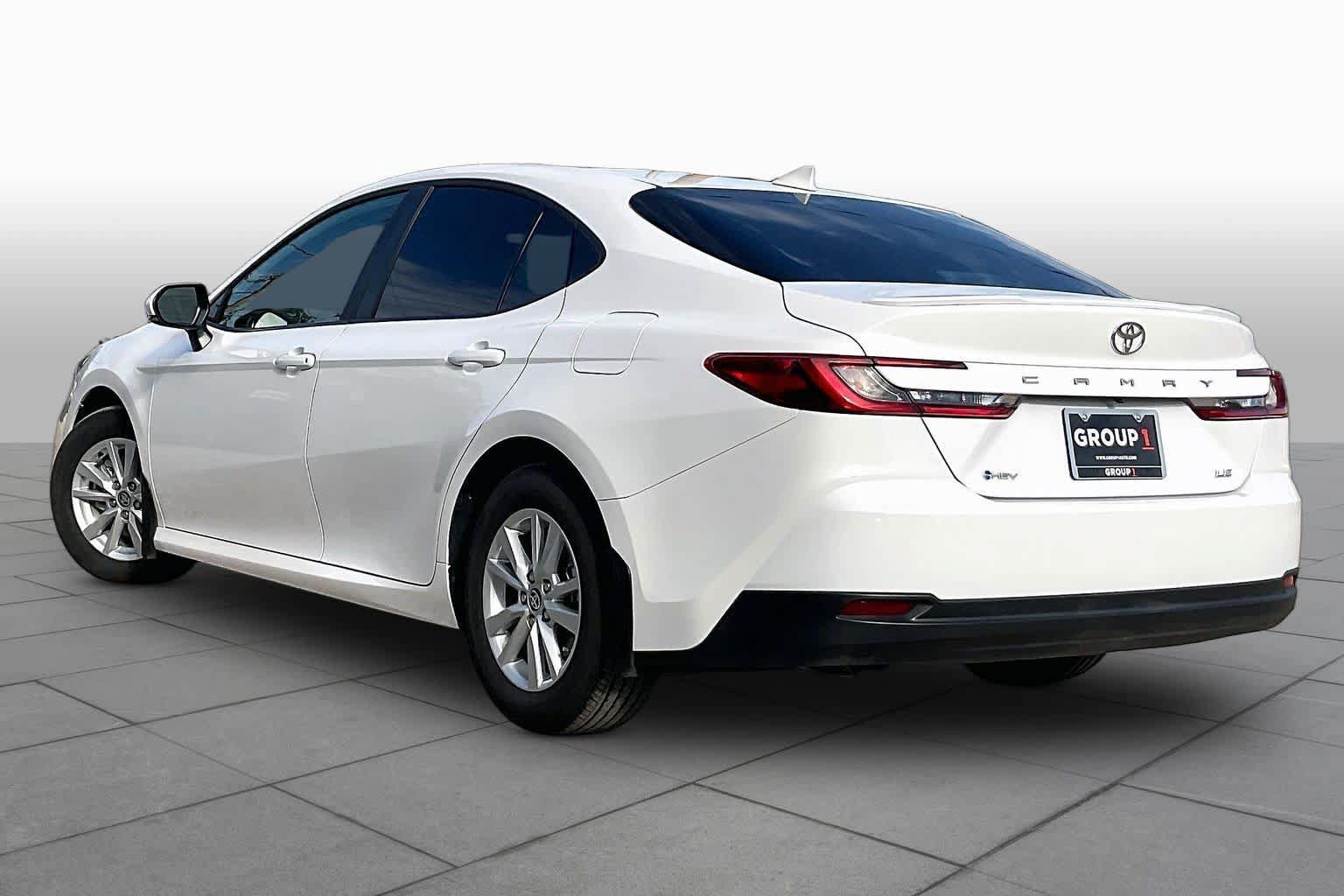 Used 2026 Toyota Camry LE w/ Convenience Package FWD image 12