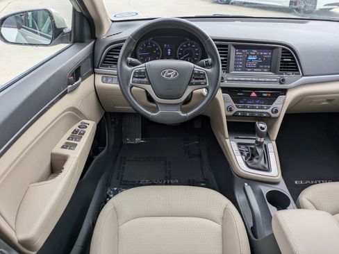 Used 2017 Hyundai Elantra Value Edition w/ Cargo Package FWD image 14