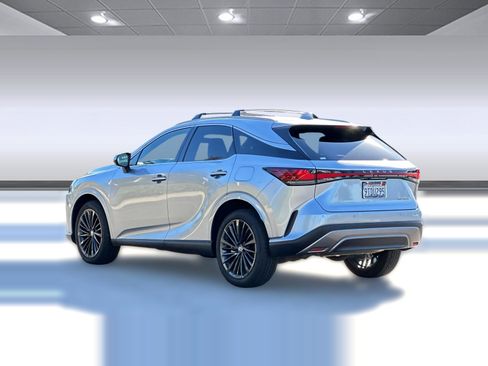 Certified 2025 Lexus RX 350 Premium image 3