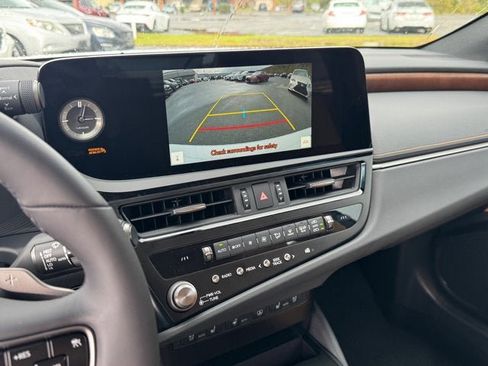 New 2025 Lexus ES 350 w/ Premium Package image 16