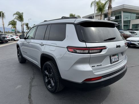 Used 2021 Jeep Grand Cherokee L Laredo AWD/4WD image 8