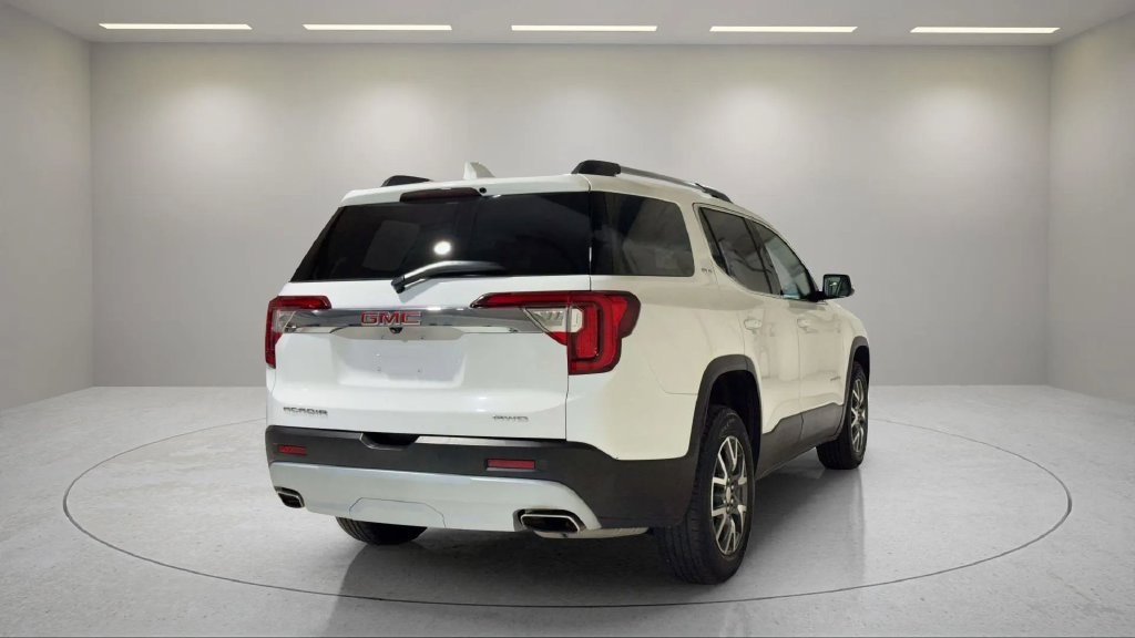 Used 2023 GMC Acadia SLE w/ Driver Convenience Package AWD/4WD image 3