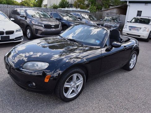 Used 2006 MAZDA MX-5 Miata Touring RWD image 1
