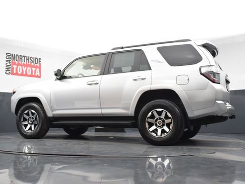 Used 2024 Toyota 4Runner TRD Off-Road image 27