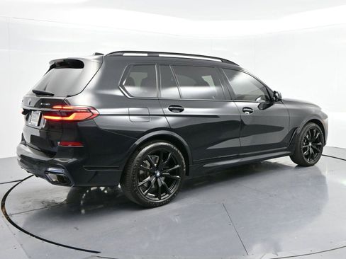 Used 2024 BMW X7 xDrive40i w/ M Sport Package image 7