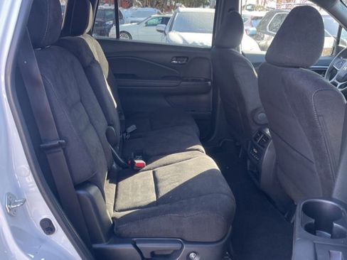 Used 2022 Honda Pilot Sport image 12