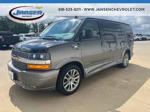Used 2021 Chevrolet Express 2500 LS w/ Enhanced Convenience Package RWD image 3