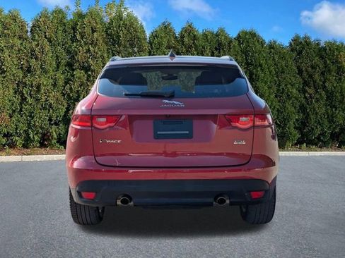 Used 2020 Jaguar F-PACE Premium image 5