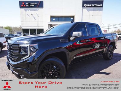 Used 2023 GMC Sierra 1500 Pro w/ Graphite Edition