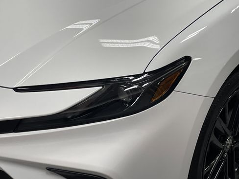 Used 2025 Toyota Camry SE image 6