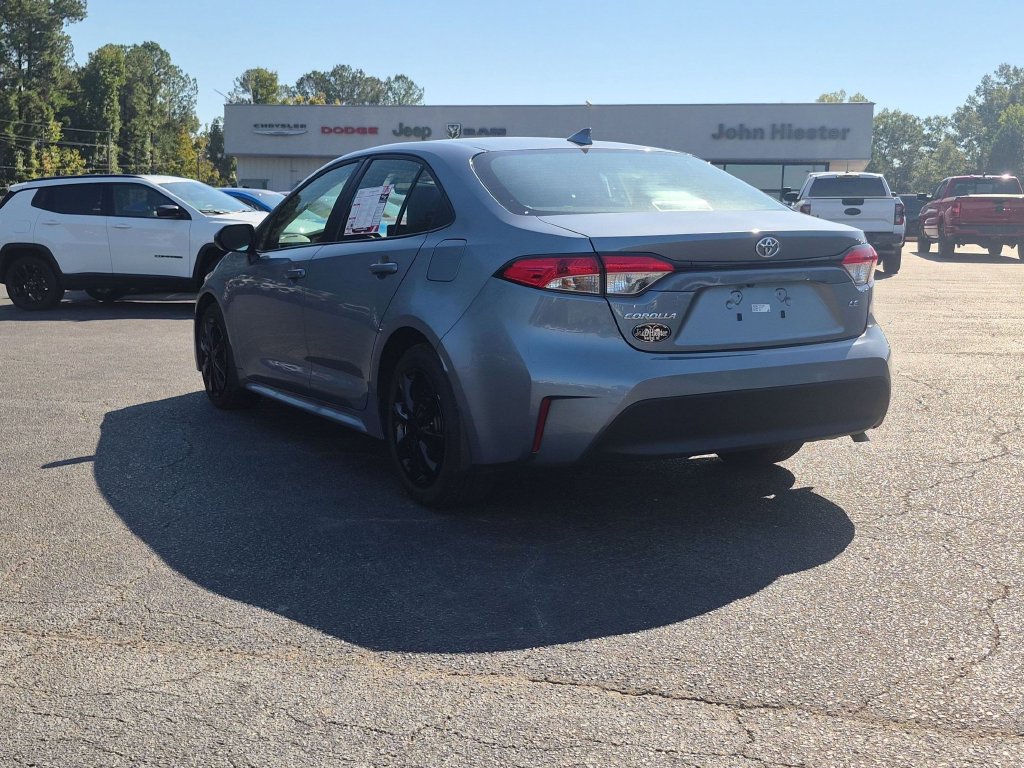 Used 2026 Toyota Corolla LE FWD image 7