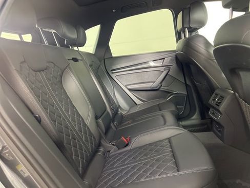Used 2023 Audi SQ5 Premium Plus w/ Premium Plus Package image 16