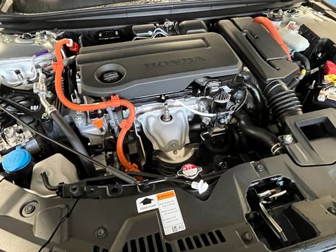 Used 2025 Honda Accord Sport image 11