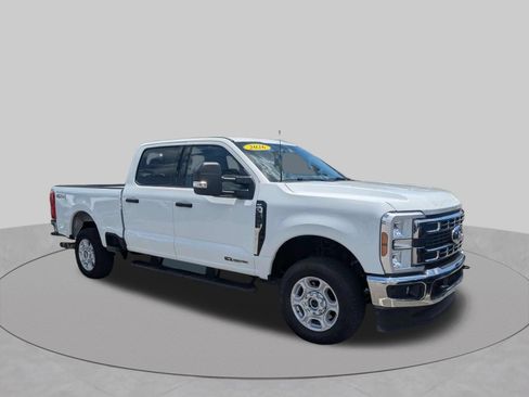 Used 2026 Ford F250 XLT AWD/4WD image 1